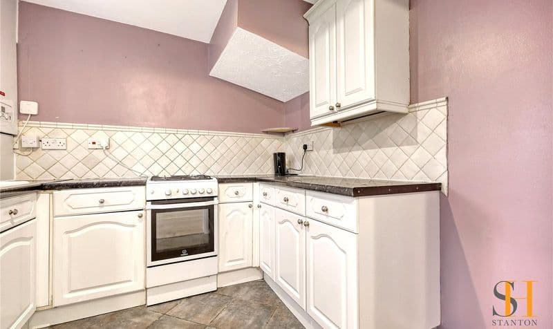 3 Bedroom House - Image 5