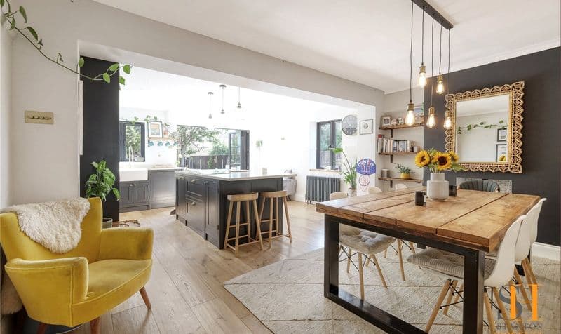 3 Bedroom House - Image 2