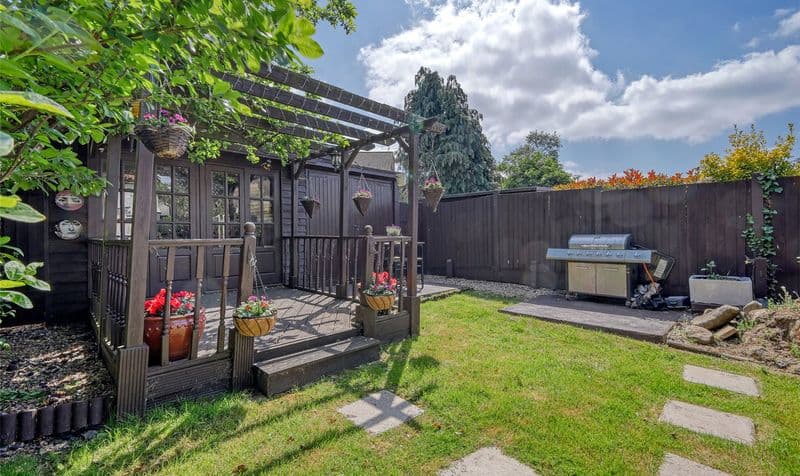 5 Bedroom House - Image 3