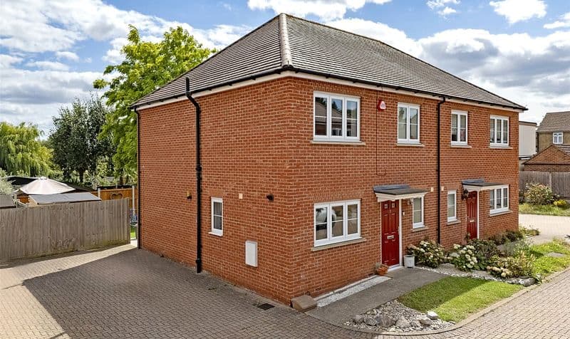 3 Bedroom House - Image 2