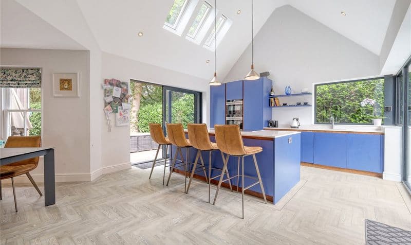 5 Bedroom Other - Image 3