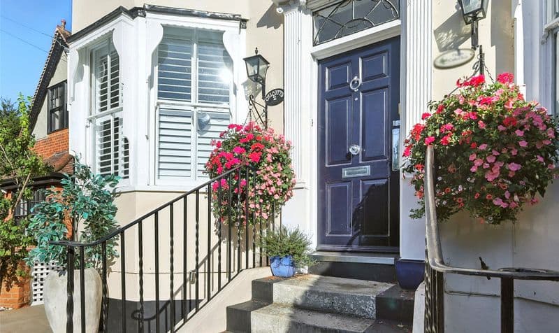 2 Bedroom House - Image 5