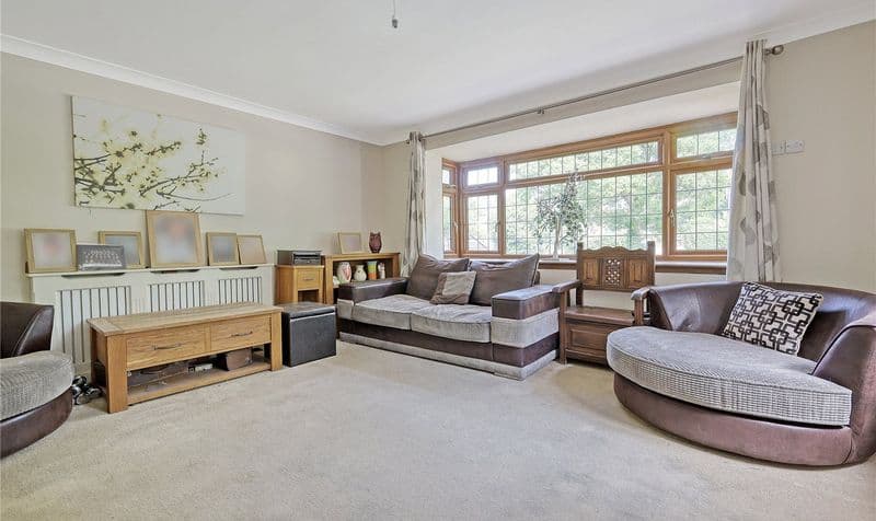 5 Bedroom House - Image 5