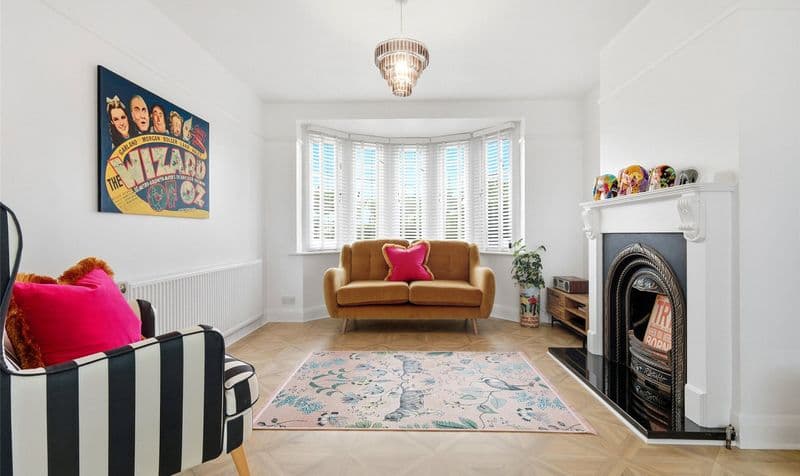 4 Bedroom House - Image 2