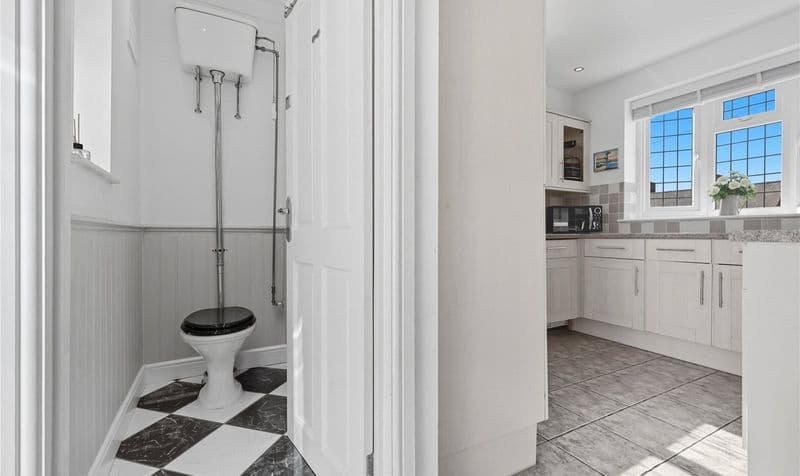 3 Bedroom House - Image 5