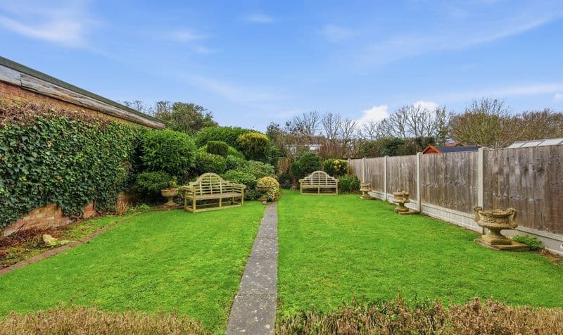 3 Bedroom House - Image 4