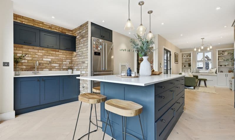 4 Bedroom House - Image 4