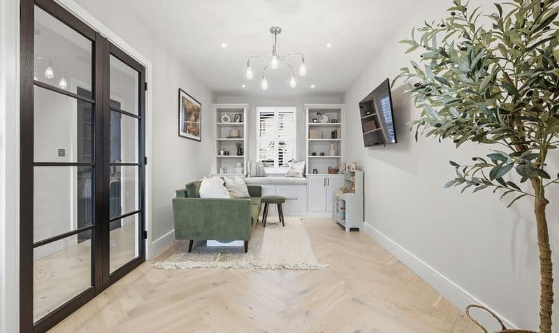 4 Bedroom House - Image 5