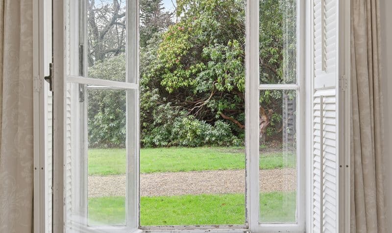 1 Bedroom Ground Floor Flat - Image 5