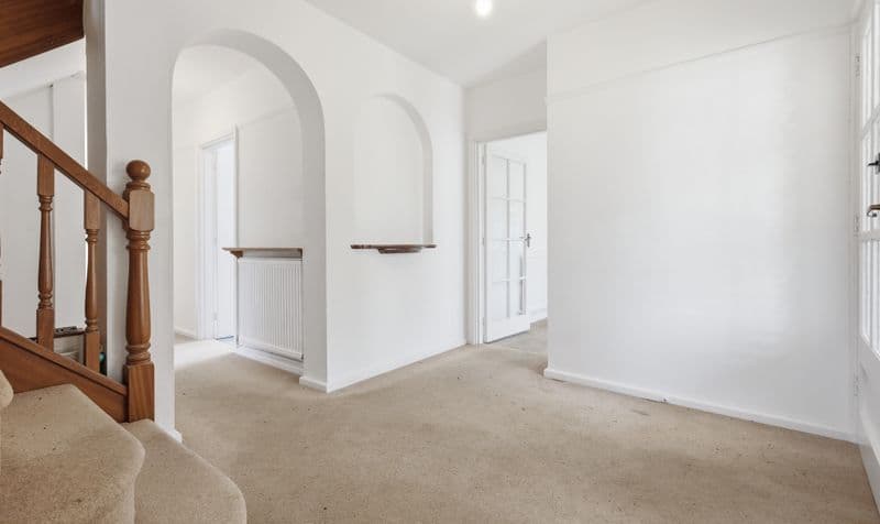 5 Bedroom House - Image 4